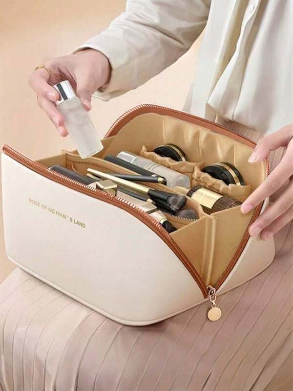Bazaarioo Large Capacity Cosmetic Travel Organizer
